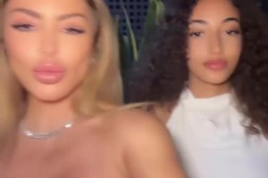 皮蓬前妻和女兒自拍，女兒這顏值感覺(jué)比老媽高??！??