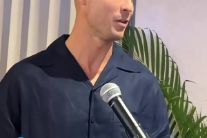 在沙特開植發(fā)診所！C羅：這里是我的第二故鄉(xiāng)，對我來說很特別