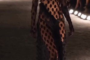 同樣都是頂級(jí)超模，肯豆vs庫(kù)茲馬女友溫妮-哈洛，你怎么選？??