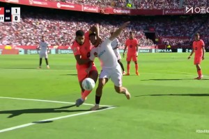 沒(méi)必要?。“诨艚麉^(qū)送點(diǎn)，桑切斯點(diǎn)射弒舊主瘋狂慶祝