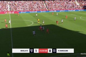 巴薩0-2落后！孔德中場(chǎng)丟球，羅梅羅反擊包抄破門