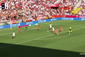 兩連神撲拯救巴薩！什琴斯尼神撲拒絕對(duì)手勁射