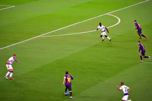 回顧梅西進球的那一刻，并向馬拉多納致敬