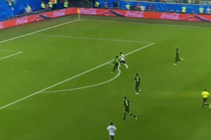 最好的友情！德布勞內(nèi)和阿克的關(guān)系有多好？