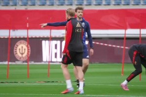 比利時國家隊在根特備戰(zhàn)北馬其頓的比賽！