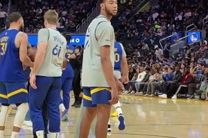 被奪權(quán)的30號(hào)！訓(xùn)練課上 塞斯穿象征家族榮耀的30號(hào) 哥哥被迫穿31??