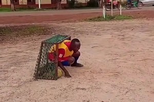 龜縮戰(zhàn)術(shù)也不管用啊??