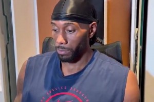 小卡：現(xiàn)在球隊這陣容是2021年后最完整的，該補位置都補上了