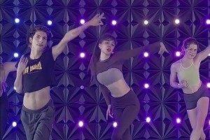 周玲安曬自己跳舞視頻，這也太妖嬈了??