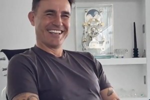 卡納瓦羅：韋世豪技術(shù)很棒但身體太差，我勸他多練力量但他太懶了