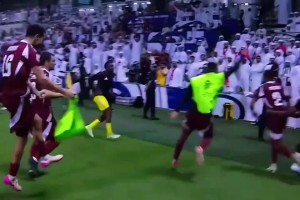 創(chuàng)歷史！卡塔爾2-1戰(zhàn)勝阿聯(lián)酋，首次通過預(yù)選賽晉級(jí)世界杯