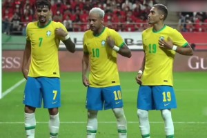 本該是球場上揮灑靈性的精靈！內(nèi)馬爾卡點(diǎn)跳勝利之舞合集！