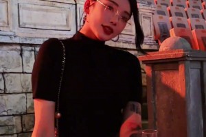 御姐！美女主播小太陽一身黑色裙配黑絲：遇到我這種一般都叫媽媽