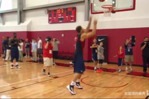 新秀就驚艷全聯(lián)盟的男人！格里芬勁爆混剪！球風觀賞性拉滿了！