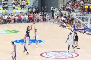 動作這么大？??廣東與西班牙某球隊熱身賽 周鵬揮肘為趙睿出頭