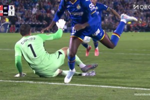 ??太嚇人了！9人赫塔費險絕平皇馬！庫爾圖瓦關(guān)鍵撲救救命！