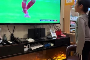 急死了！蘇超小球迷：快進(jìn)一個吧，明天周一我還要上學(xué)呢??