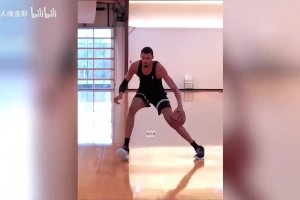 沒(méi)白練！文班此前節(jié)目：夏天在少林寺練了體能＆挑戰(zhàn)身體極限！