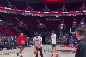 今天會用上這招嗎？楊瀚森弧頂假傳真投三分訓練！