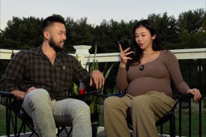 真的好敢聊??！??張曼源與絡(luò)腮胡老公的讀（毒）評(píng)論環(huán)節(jié)