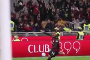 大連英博球迷：沒想到我們成申花爭冠絆腳石，特謝拉跟老娘們一樣