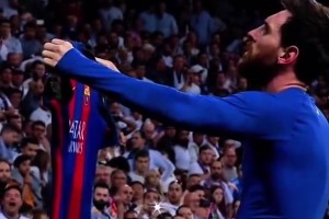 巴薩球迷：永遠(yuǎn)不會(huì)忘記2017年4月的那個(gè)男人