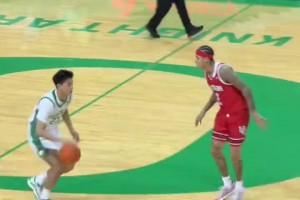 很默契！林葳和白人大個隊(duì)友打出配合，助攻后者輕松吃餅2+1！