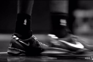 一切問題終將迎刃而解！科比當(dāng)年大傷后的康復(fù)訓(xùn)練！