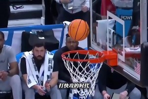 復古派打法！看他打球仿佛就看到了巔峰蘭多夫的影子