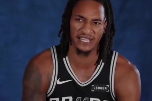 專業(yè)知識(shí)過硬！VJ采訪認(rèn)出了所有的球員，甚至wnba也全都認(rèn)出！