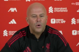 22年世界杯摩洛哥淘汰西班牙后，亞馬爾穿著摩洛哥球衣嘲諷隊(duì)友