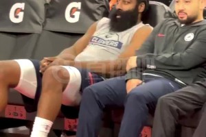 這球鞋配色如何？登哥賽前在板凳上癱著發(fā)呆，很愜意啊~