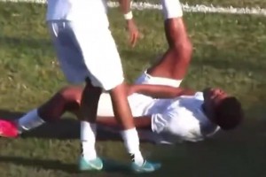 不會siu有風險??！巴西球員模仿C羅慶祝時受傷