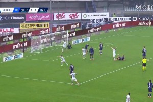 補時絕殺！巴雷拉傳中，對手被干擾不慎送烏龍