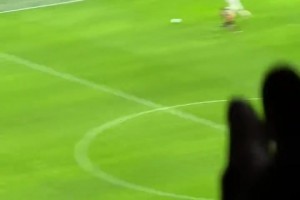 40歲莫德里奇瘋狂回追卡位扼殺羅馬反擊，這老頭實(shí)在太有魅力！