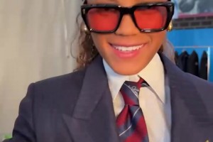 這么帥的嗎？巴薩女足的西裝大片！這一個(gè)個(gè)職場(chǎng)精英！