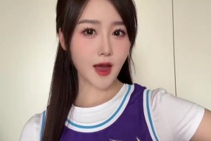 威少三雙，美女主播果果激動慶祝：不要叫三雙王，叫底薪戰(zhàn)神！