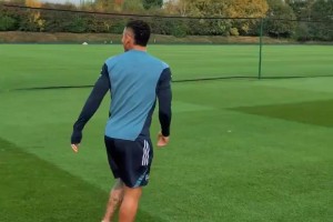 那個(gè)男人回來了！熱蘇斯重返訓(xùn)練場