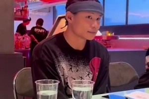 王猛：詹姆斯拿MVP場均10罰，哈登連續(xù)6年場均10罰，為何接受不了SGA？