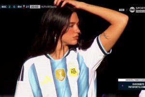 俄超真的能動(dòng)手別動(dòng)嘴??！一個(gè)摔的干脆，一個(gè)爬的利索