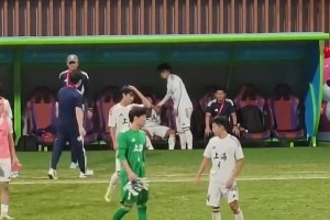 無(wú)緣全運(yùn)男足U20決賽，蒯紀(jì)聞賽后捂臉痛哭