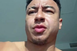 韓國真是養(yǎng)人啊，給我林皇從混血人種搞成亞洲黃種歐巴了~