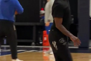 歐文今日訓(xùn)練情況，看起來(lái)好很多了?。∑诖幕貧w??