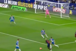 硬捧？球迷質(zhì)疑亞馬爾進(jìn)球提名普斯卡什：這種球安東尼有10個(gè)