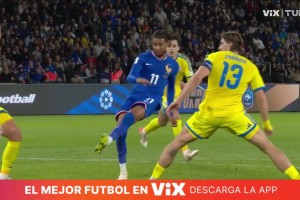 法國再下一城！奧利塞禁區(qū)內(nèi)靈巧轉(zhuǎn)身打門得手！坎特不停球送助攻