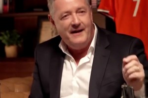 聲援C羅！摩根曬視頻：梅西同樣肘擊對(duì)手就沒事