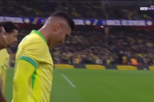 巴西再下一城！羅德里戈定位球助攻，卡塞米羅停球打門得手！