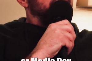 大史：小瓊斯受傷快船離解散越來越近，小卡你也不用急著回來了！