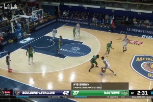 每一球都讓人嘆為觀止！文班當(dāng)年在法甲的十佳球！外形怪物！