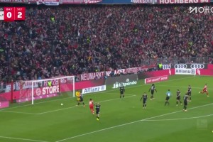 扳回一球！奧利塞助攻，17歲卡爾禁區(qū)內(nèi)勁射遠(yuǎn)角破門